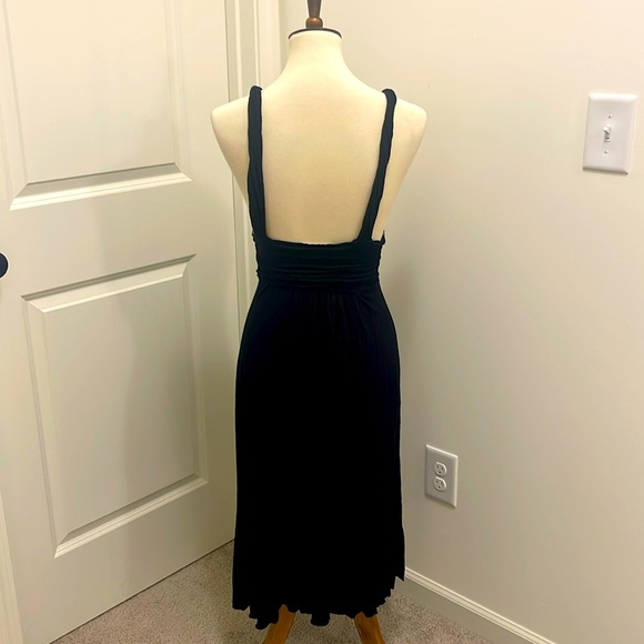 Le Lotus Bleu Dress - Picture 4 of 6